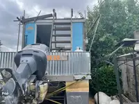 कॅटामारन विक्रीसाठी