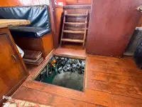 ट्रॉलर विक्रीसाठी