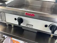 पॉन्टून विक्रीसाठी