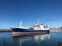 Purse seiner विक्रीसाठी