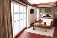 क्रूझ जहाज विक्रीसाठी