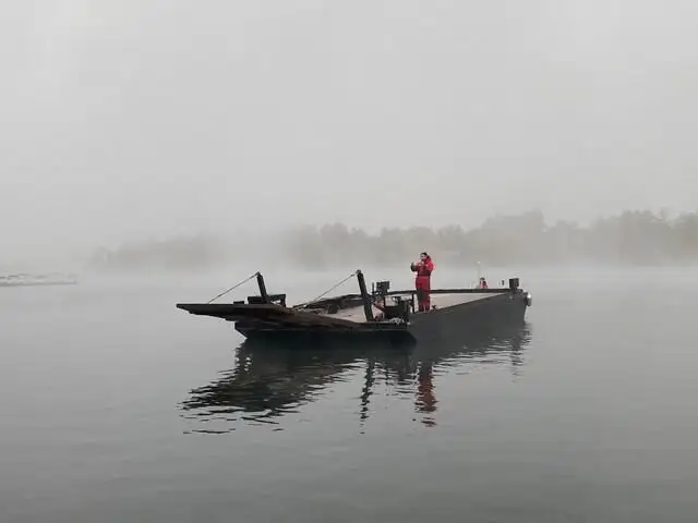 बार्ज विक्रीसाठी