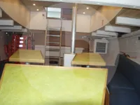 मासेमारी नौका विक्रीसाठी
