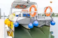 फेरी जहाज विक्रीसाठी
