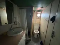 कॅटामारन विक्रीसाठी