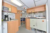 वर्क बोटी विक्रीसाठी
