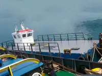 वर्क बोटी विक्रीसाठी