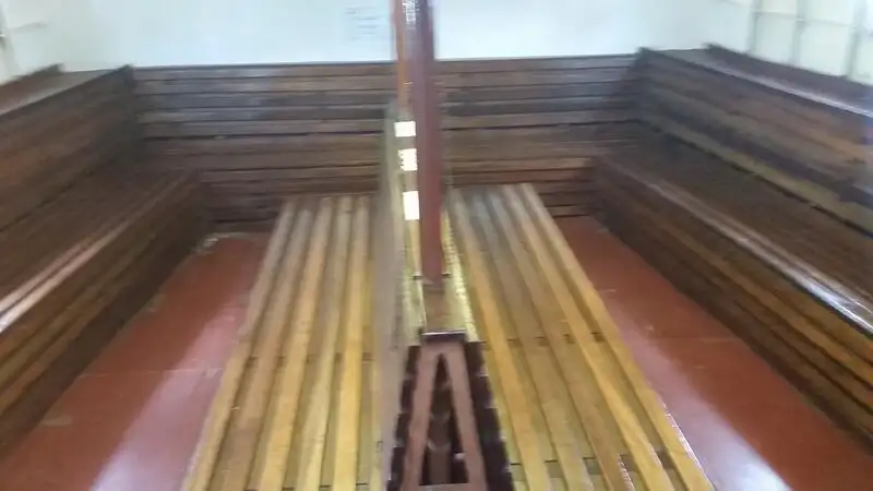 क्रूझ जहाज विक्रीसाठी