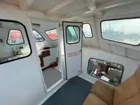 कंटेनर जहाज विक्रीसाठी