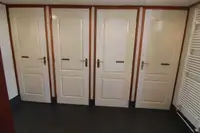 फ्लोटिंग हॉटेल विक्रीसाठी