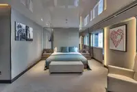 क्रूझ जहाज विक्रीसाठी