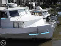 ट्रॉलर विक्रीसाठी