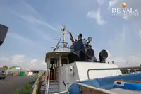 गस्त नौका विक्रीसाठी