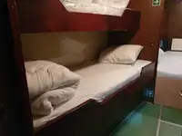 सर्वेक्षण जहाज विक्रीसाठी