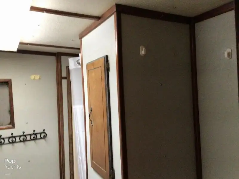 ट्रॉलर विक्रीसाठी