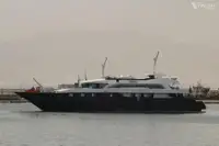 प्रवासी जहाज विक्रीसाठी