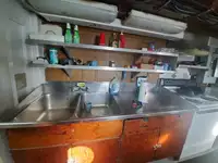 लँडिंग क्राफ्ट, टँक विक्रीसाठी