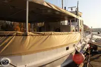 फेरी जहाज विक्रीसाठी