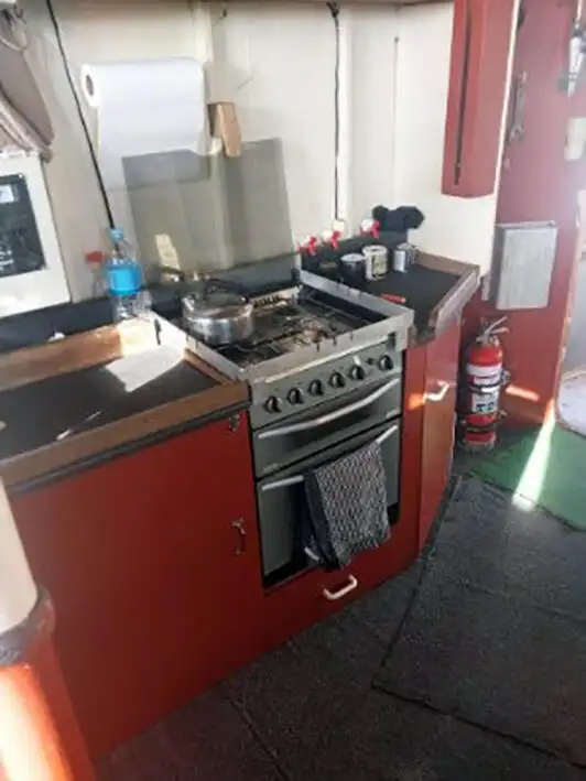 लाँगलाइनर विक्रीसाठी