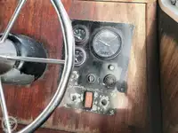 लाइफबोट विक्रीसाठी