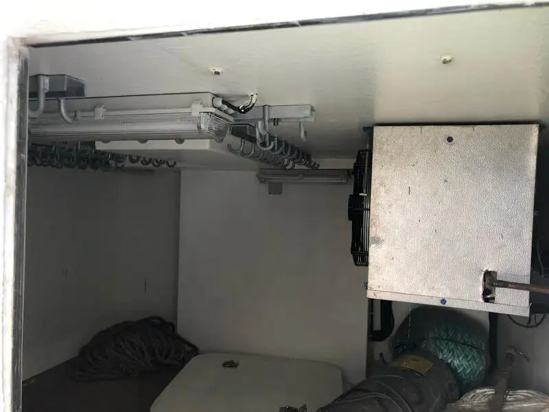 लाँगलाइनर विक्रीसाठी