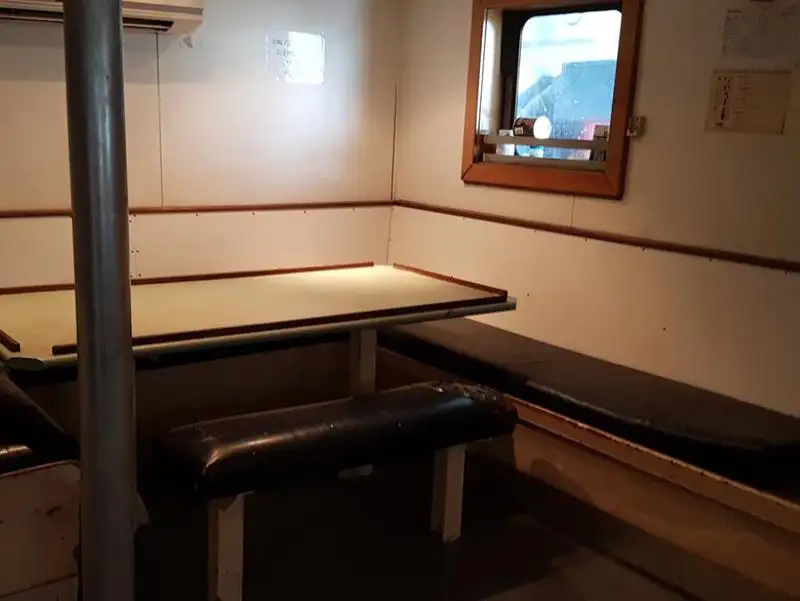 ट्रॉलर विक्रीसाठी