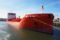 Oil/Chemical tanker विक्रीसाठी