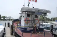 तेल/रासायनिक टँकर विक्रीसाठी