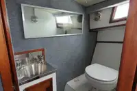 वर्क बोटी विक्रीसाठी