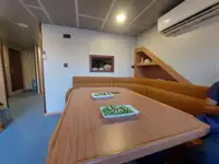 वर्क बोटी विक्रीसाठी