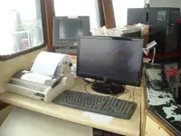 ट्रॉलर विक्रीसाठी