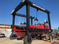 पायलट बोट विक्रीसाठी