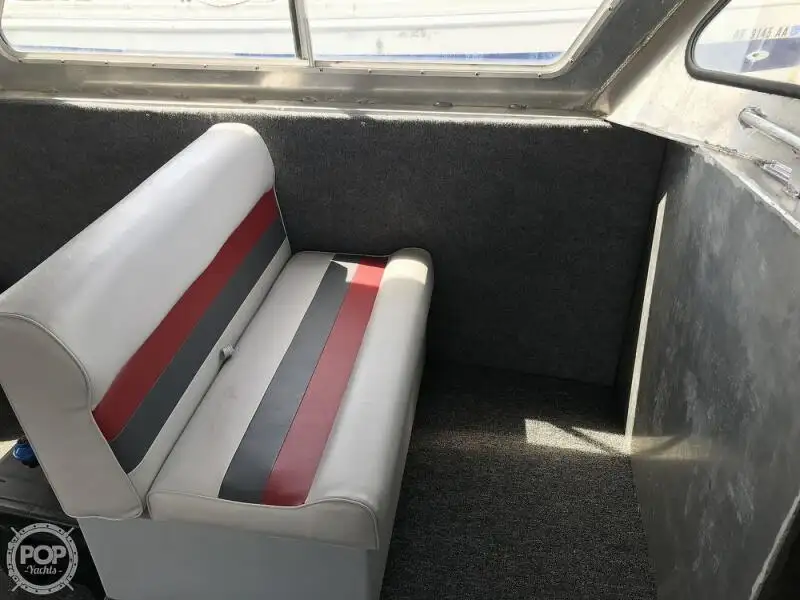 क्रू बोट विक्रीसाठी