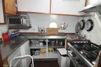 बार्ज विक्रीसाठी