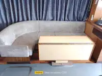 पायलट बोट विक्रीसाठी