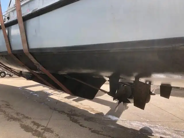 सर्वेक्षण जहाज विक्रीसाठी