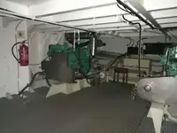 वर्क बोटी विक्रीसाठी
