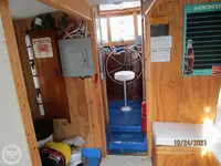 ट्रॉलर विक्रीसाठी