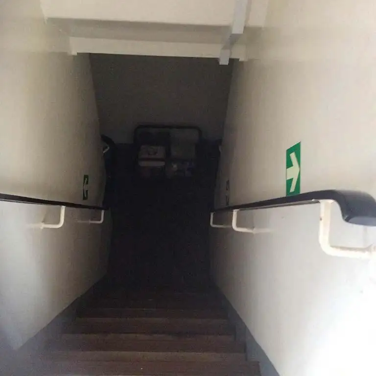 टोबोट विक्रीसाठी