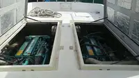 क्रू बोट विक्रीसाठी