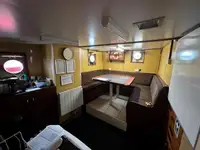 टोबोट विक्रीसाठी