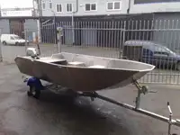 पेट्रोलिंग बोट विक्रीसाठी