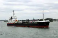 Oil/Chemical tanker विक्रीसाठी