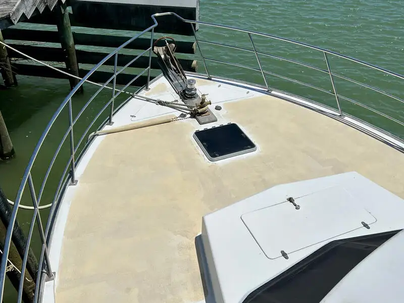 क्रूझ जहाज विक्रीसाठी