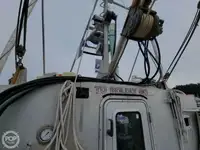 लाइफबोट विक्रीसाठी