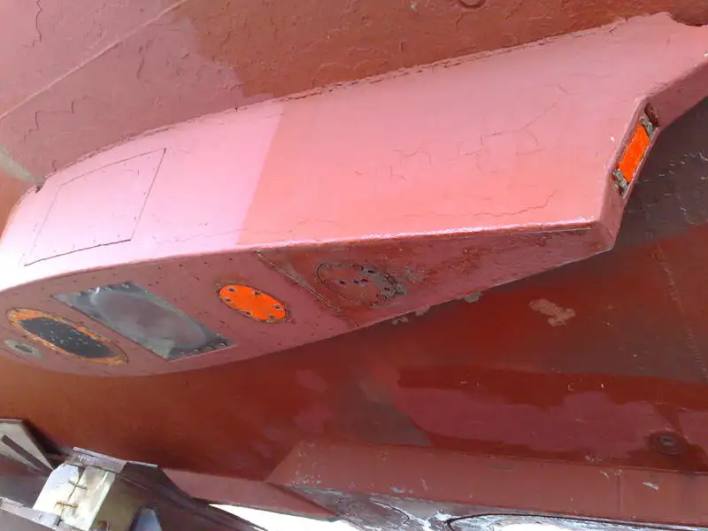 कंटेनर जहाज विक्रीसाठी