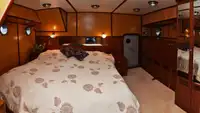 ट्रॉलर विक्रीसाठी
