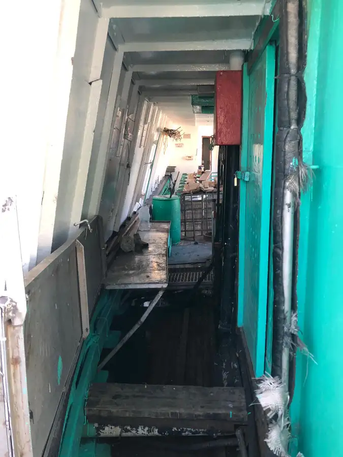 ट्रॉलर विक्रीसाठी
