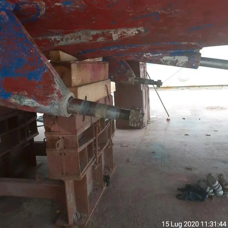 क्रू बोट विक्रीसाठी