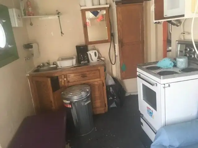 टोबोट विक्रीसाठी